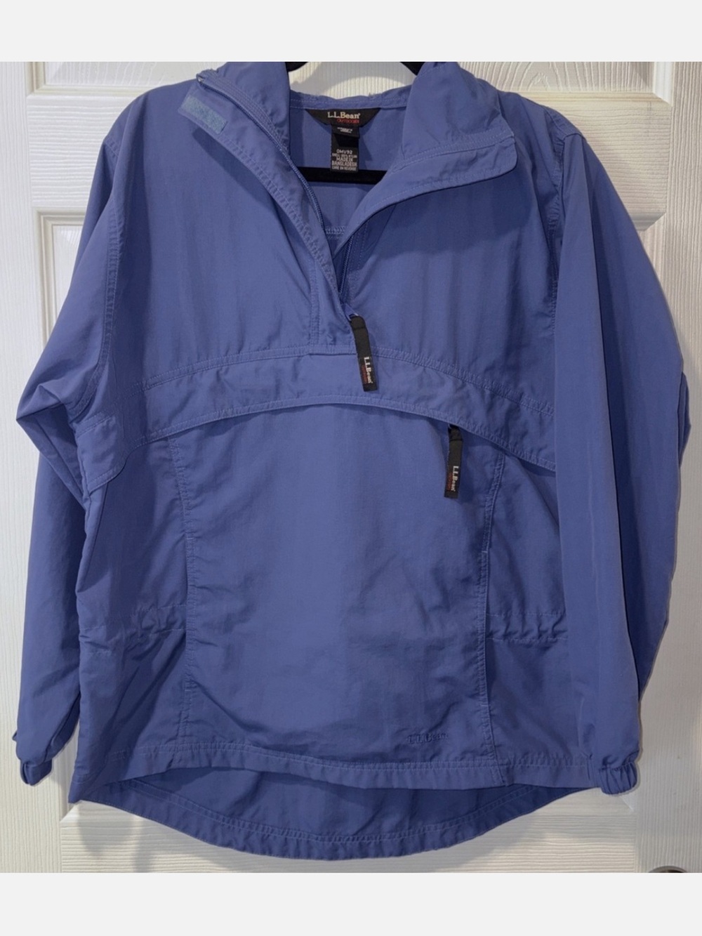L.L. Bean Lightweight Pullover Anorak Jacket in Periwinkle Blue